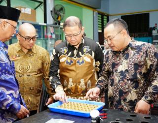 thumbnail Daihatsu Kembangkan SDM Vokasi Lewat DOJO Class di SMK Islam 1 Blitar