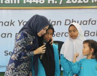 thumbnail Ribuan Anak Yatim dan Dhuafa di Serang Dapat Bantuan Tunai dan Perlengkapan Sekolah