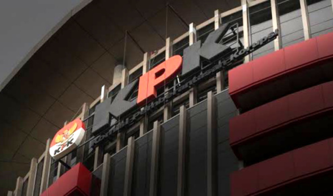 Peringatan ini diharapkan menjadi dorongan bagi Pemerintah Kota Tangerang Selatan untuk mempercepat pembenahan sistem pengelolaan sampah.