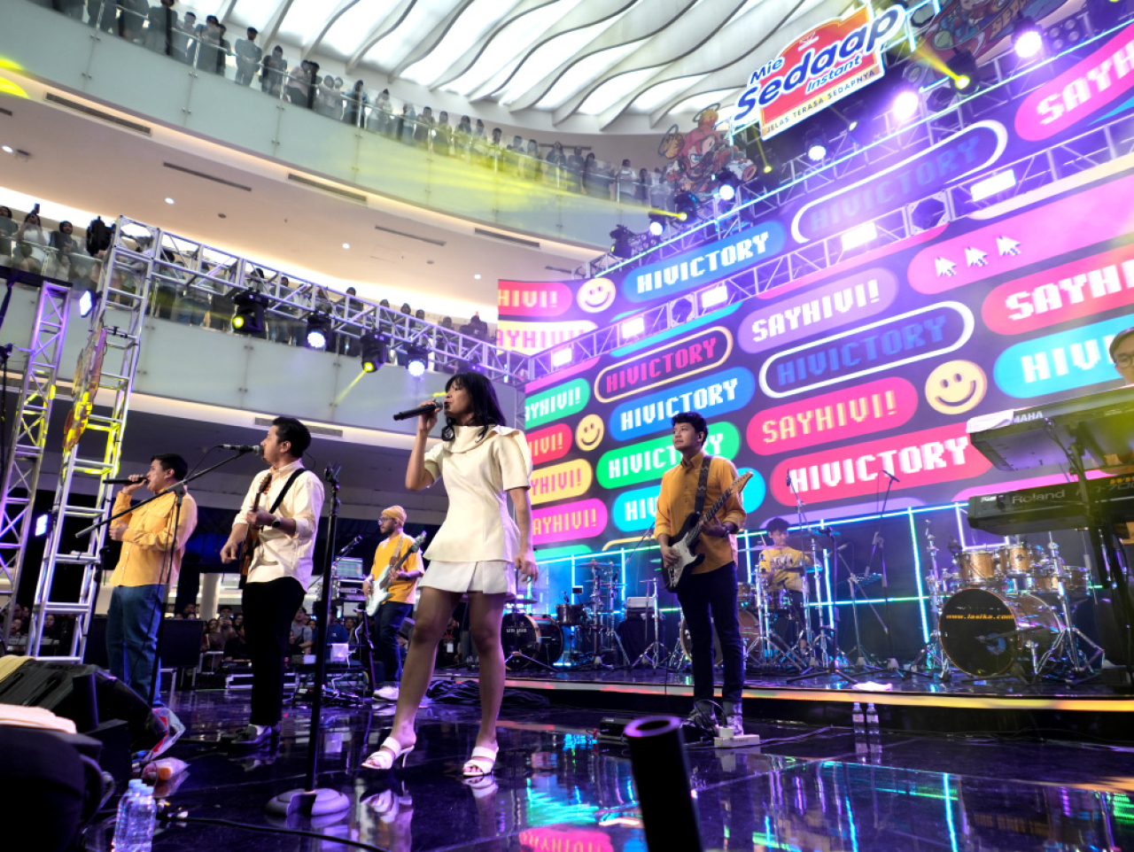 Lifestyle Utopia hingga Afgan Meriahkan Come See Mie Surabaya