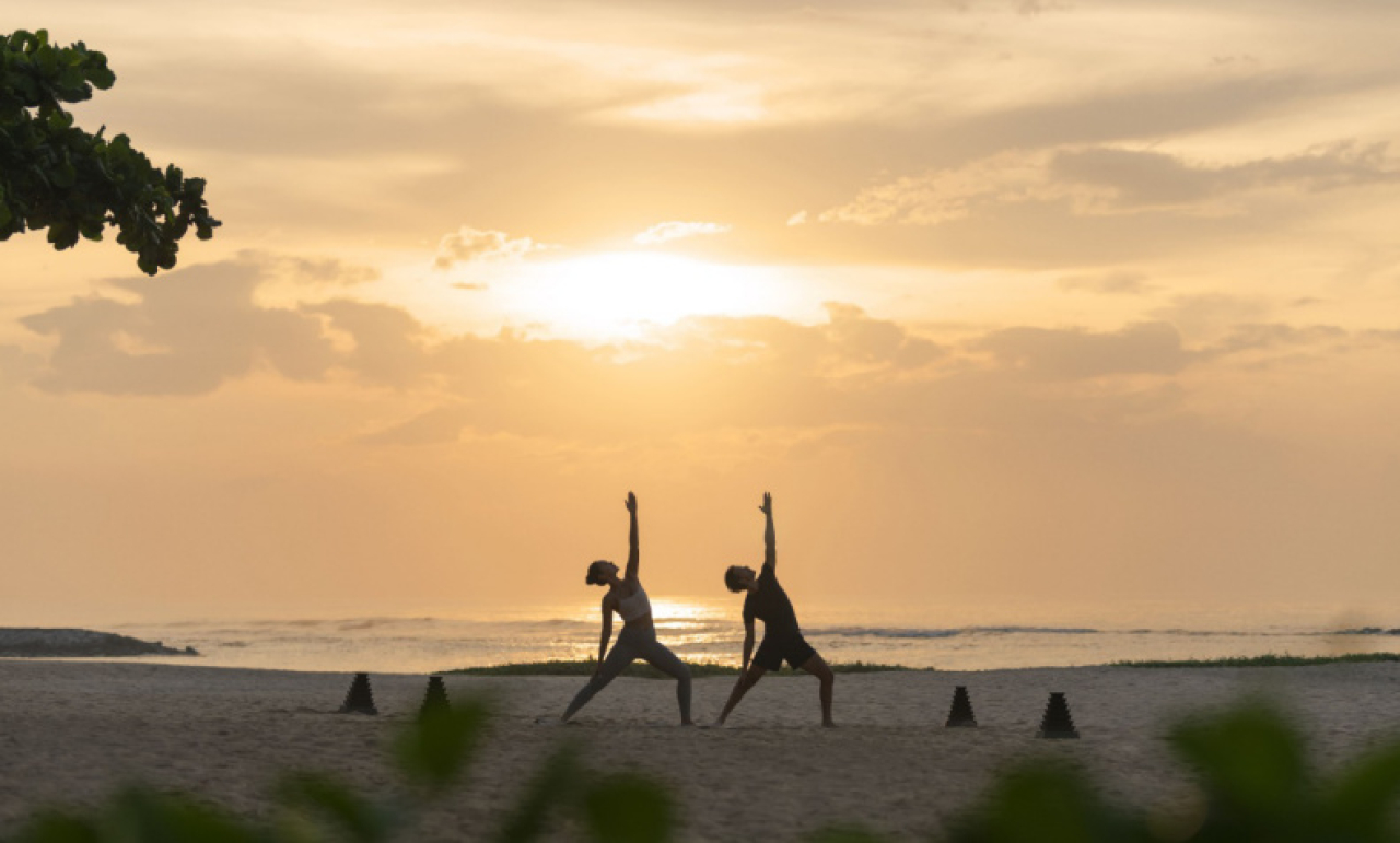 Lifestyle Eksplorasi Rumah Adat hingga Sundown Mixology, Ini Inovasi The Ritz-Carlton, Bali