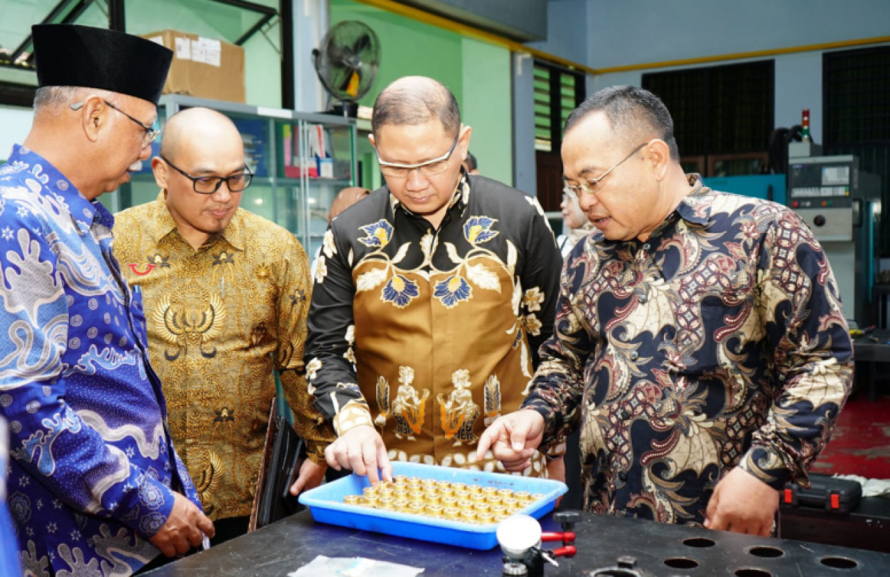 Daihatsu Kembangkan SDM Vokasi Lewat DOJO Class di SMK Islam 1 Blitar