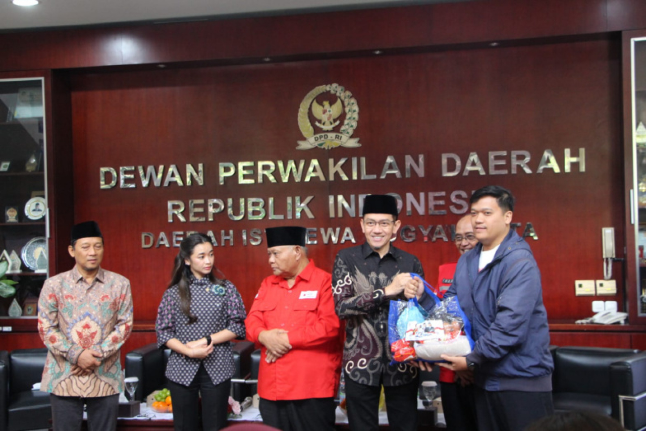 Anggota DPD RI DIY, R.A. Yashinta Sekarwangi Mega, menilai donor darah merupakan aksi sederhana yang dapat memberikan dampak besar bagi keselamatan orang lain.
