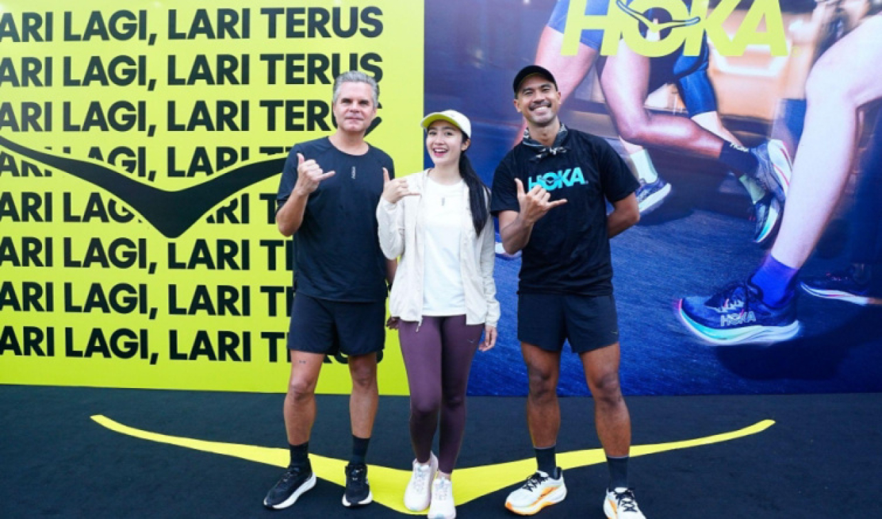 Febby kini melanjutkan perjalanan tersebut setelah resmi diperkenalkan sebagai Brand Ambassador HOKA Indonesia dalam acara HOKA 5,27K Social Run.